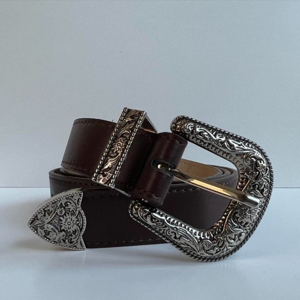 Vintage-style American western BOHO brown belt
